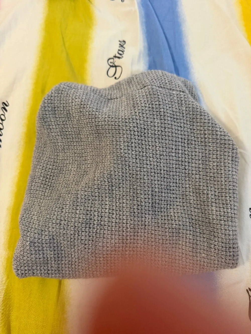 Uniqlo Heattech Neck Gaiter Waffle Patter Gray/Grey Color One Size